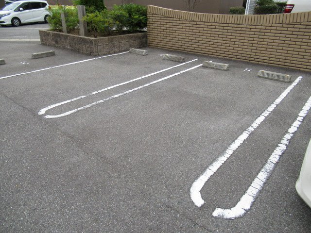 パストラルメゾン・グランの駐車場