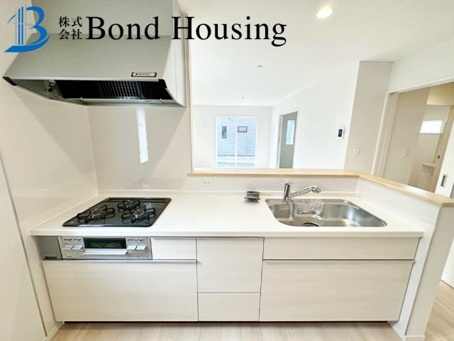 LDK15.7帖・駐車2台可　西区大沢1丁目　全4棟　3号棟のキッチン