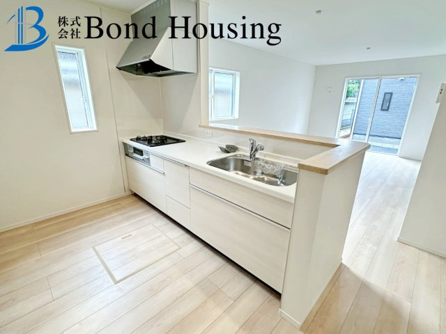 LDK15.7帖・駐車2台可　西区大沢1丁目　全4棟　3号棟のキッチン