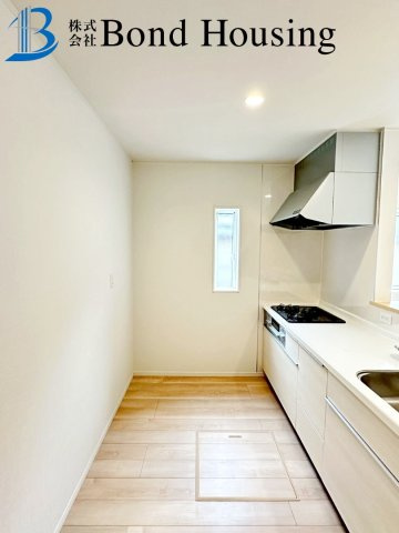 LDK15.7帖・駐車2台可　西区大沢1丁目　全4棟　3号棟のキッチン