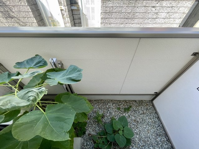ワコーレヴィアーノ須磨関守町2丁目のバルコニー