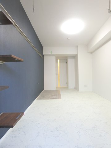 SYNEX YOKOHAMA-AOKICHOのロビー|同タイプ参考写真（※工事中/キャットウォーク設置前）