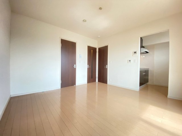 フォレストメゾン須磨寺の居間・リビング