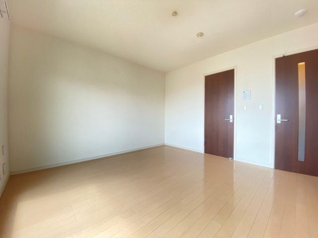 フォレストメゾン須磨寺の寝室