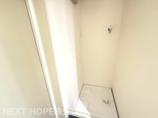 【内装】 | カサベラ岡本 | 玄関入ったところに室内洗濯機置き場がございます♪