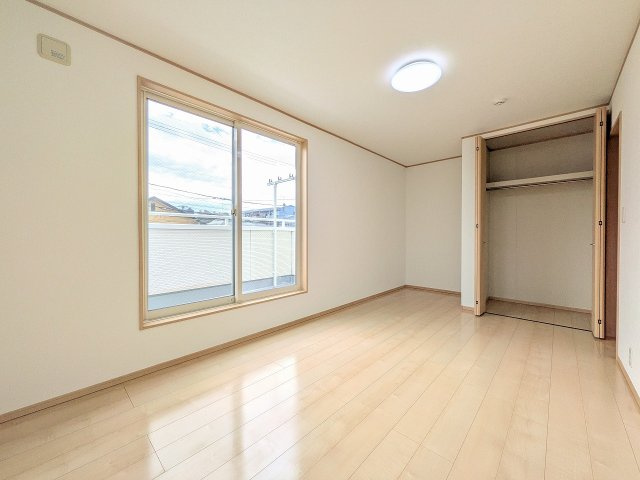 八王子市　下柚木　中古戸建ての収納|～収納力の高いクローゼット完備～