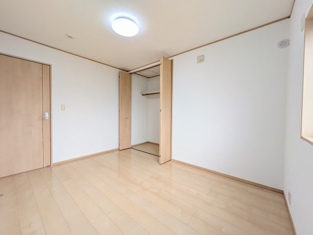 八王子市　下柚木　中古戸建ての収納|～収納力の高いクローゼット完備～