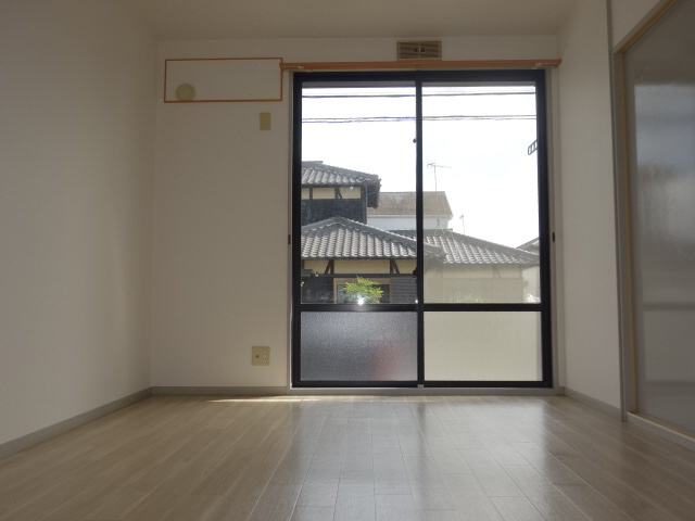 ハイツナカノの居間・リビング