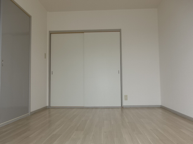 ハイツナカノの寝室