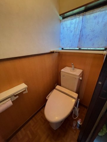 福山市曙町一丁目のトイレ