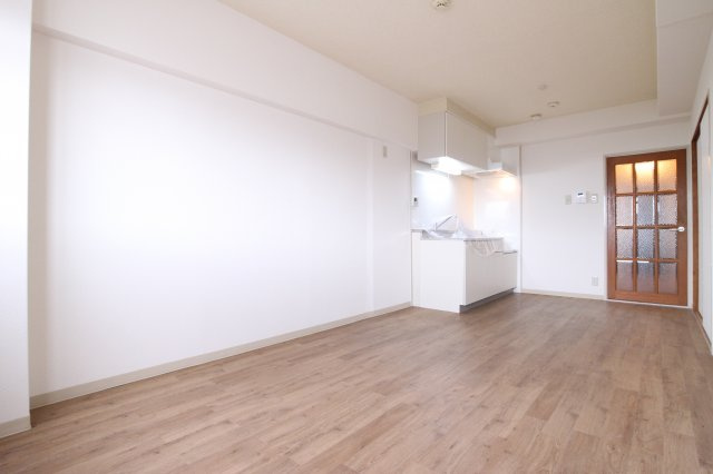 ハピネス東須磨の居間・リビング