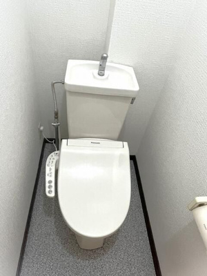 【トイレ】 | エクセレント三上 | ゆったりとした空間のトイレです