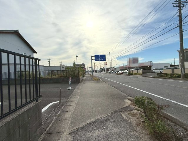 碧南三度山貸事務所の周辺