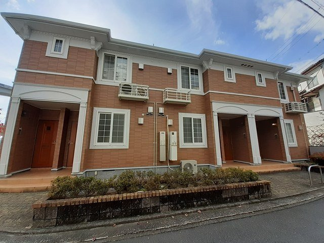 ＬＵＰＩＮＡＳ