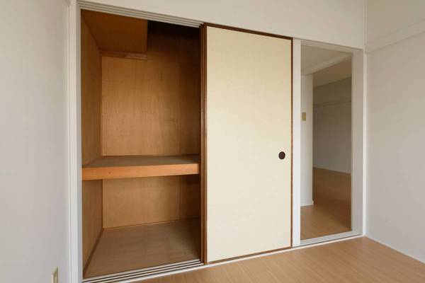 ビレッジハウス光南タワー1号棟の収納|ビレッジハウスの同一物件・同一タイプの間取りの写真です