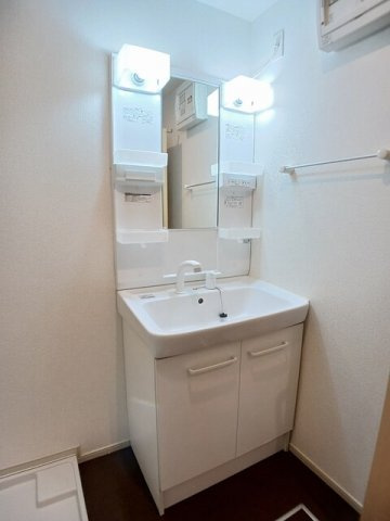 ストーンズ三次の洗面所|コンパクトで使いやすい洗面所