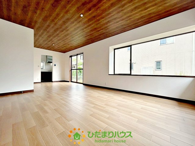 久喜市菖蒲町1期　中古一戸建ての居間・リビング
