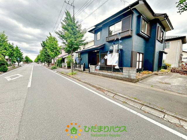 久喜市菖蒲町1期　中古一戸建ての前面道路含む現地写真