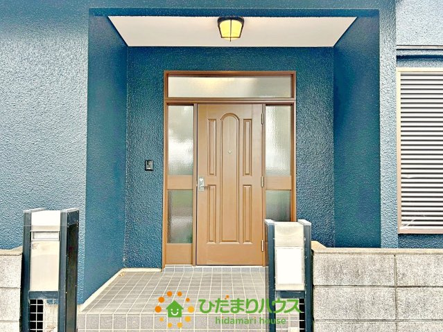 久喜市菖蒲町1期　中古一戸建ての玄関