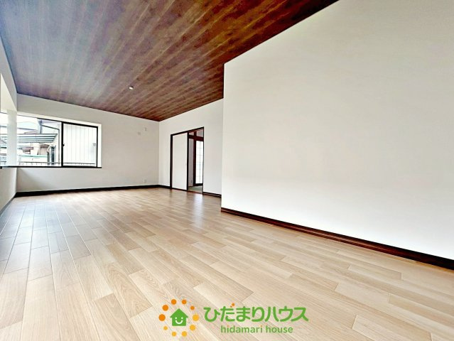 久喜市菖蒲町1期　中古一戸建ての居間・リビング