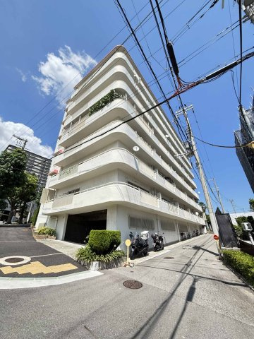 萬利ハイツ熊内の外観