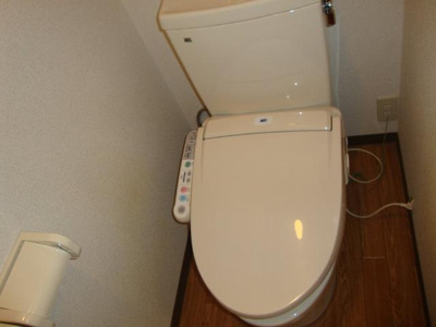 【トイレ】 | コーポハウス花 | シャワー付トイレ