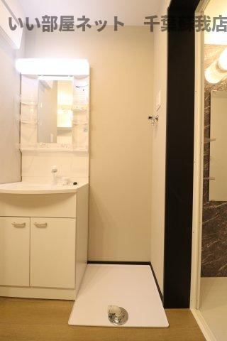 Likes仁戸名町Ａ棟の洗面所|室内洗濯機置き場