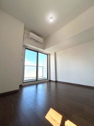 ワールドアイ江坂アルバの居間・リビング|使いやすい居間です