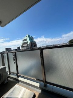 ワールドアイ江坂アルバのバルコニー|バルコニー付きです
