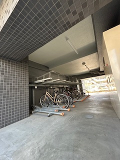 ワールドアイ江坂アルバの外観