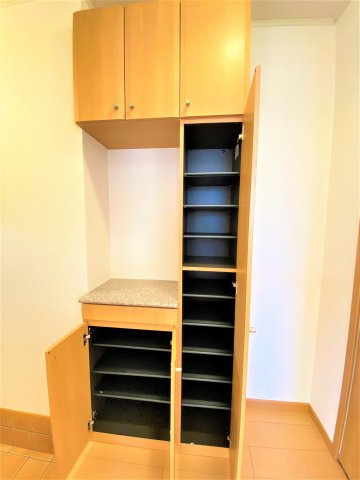 ルミエールの玄関