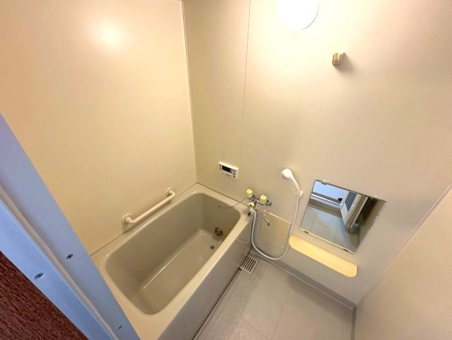 アレーゼＦの浴室
