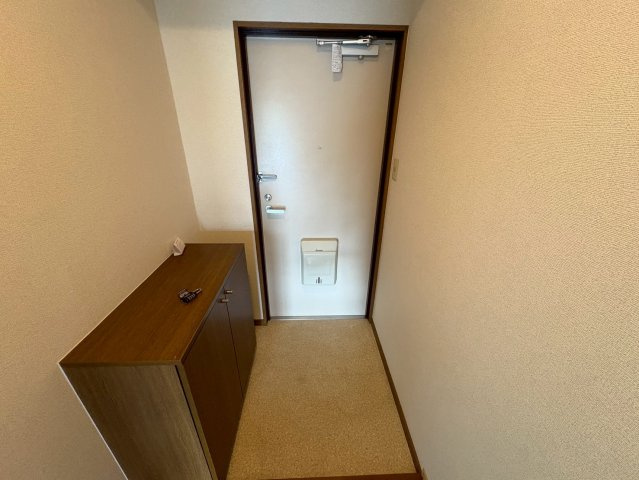 アレーゼＦの玄関