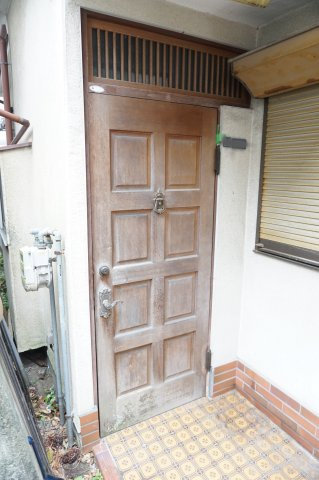 中古戸建　大東市寺川5丁目（昭和54年築）の玄関