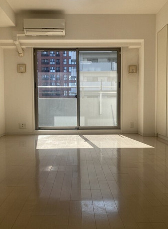 アルス梅田東の居間・リビング