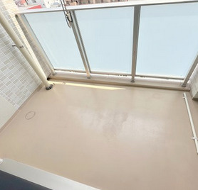 ネット フローラ立売堀のバルコニー