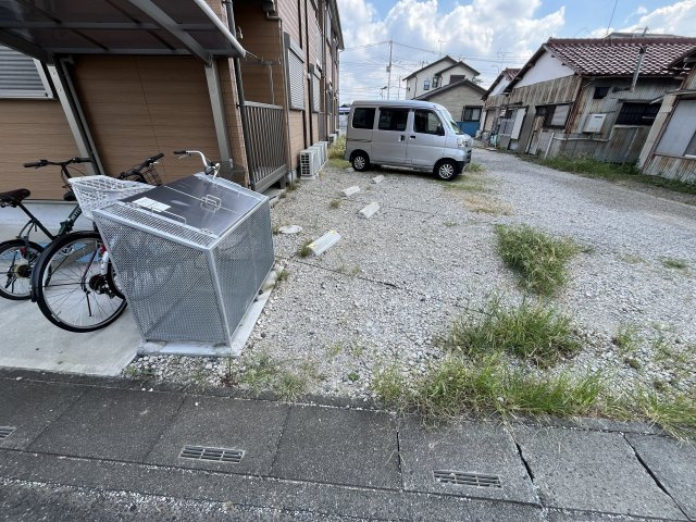 モン・ブランの駐車場|駐車スペースもあります