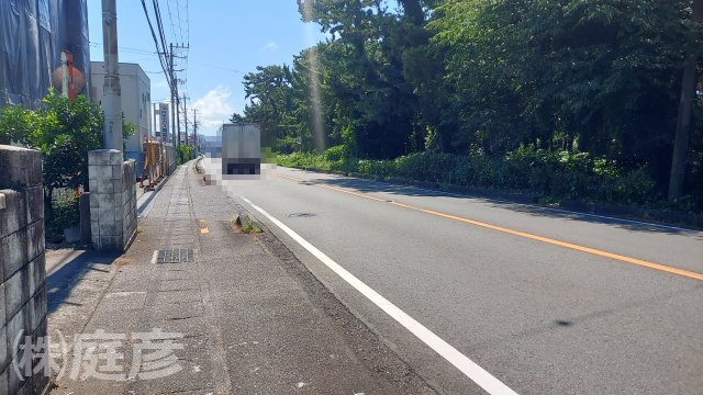 【前面道路含む現地写真】の画像