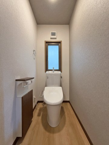 青葉区中山2丁目　セキスイハウス施工中古住宅のトイレ