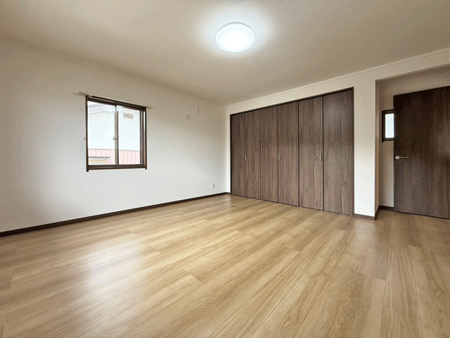 青葉区中山2丁目　セキスイハウス施工中古住宅の洋室