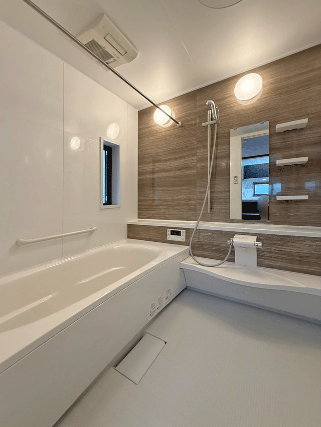 青葉区中山2丁目　セキスイハウス施工中古住宅の浴室