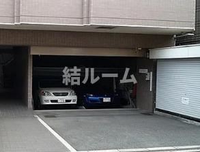 練馬区練馬１丁目の賃貸マンションの駐車場