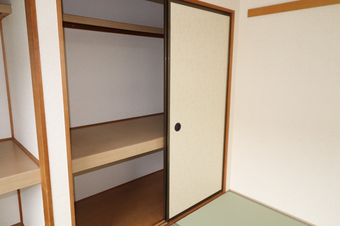 エスボワール B棟の和室
