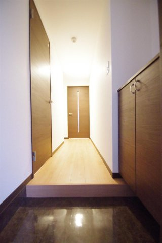 熊本市東区神水本町の賃貸マンションの玄関