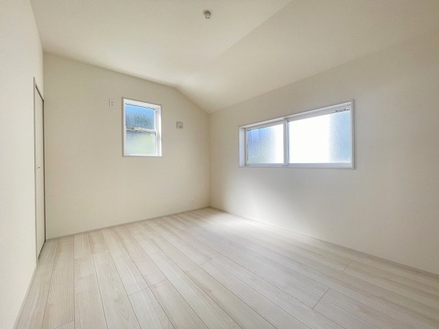 三郷市幸房　新築戸建　全1棟の洋室|同施工会社の参考写真になります。