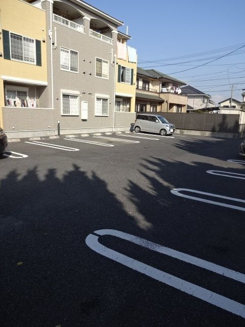 ハーベスト　ヒルズの駐車場