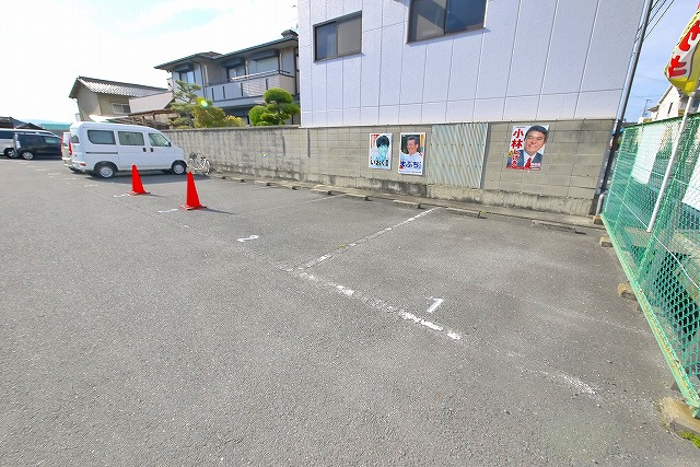 池田モータープールの外観