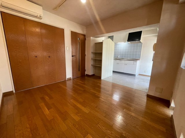 ハイグレード甲南の居間・リビング