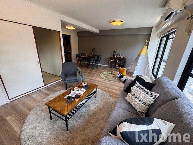 ラジュニール春日丘の居間・リビング|居間です