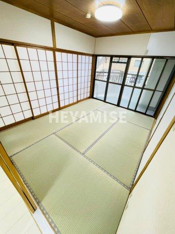 光風堂ビルの和室